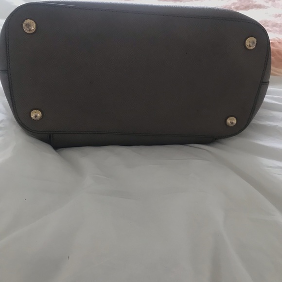 Michael Kors Tote in nearly excellent condition. Back to work, new moms, travel! - Picture 5 of 5